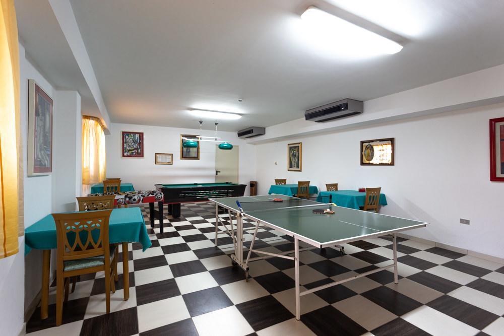 Hotel Abruzzo Pineto Kültér fotó