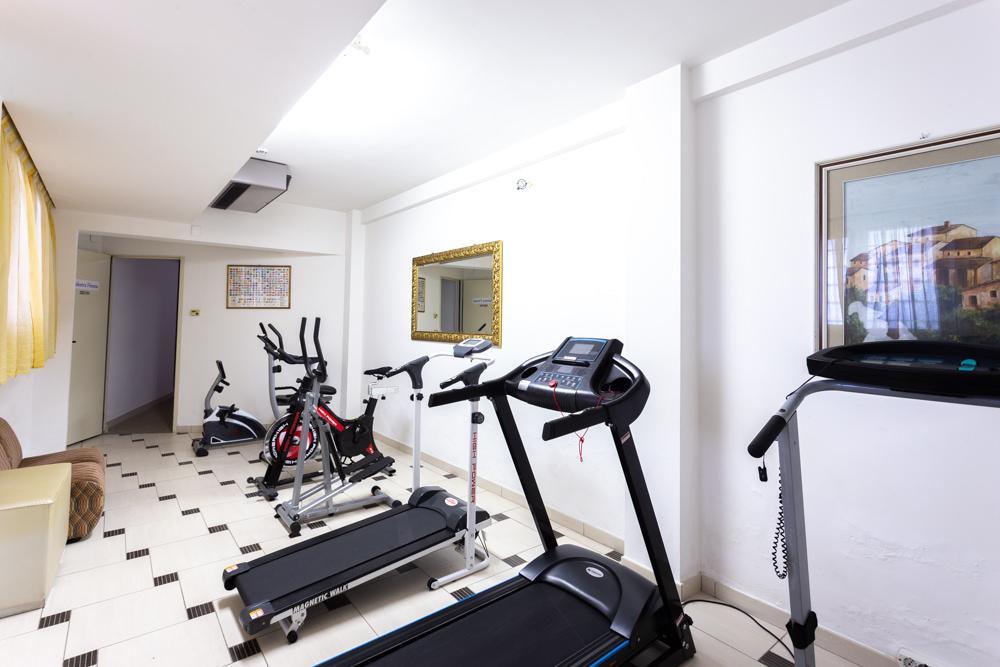 Hotel Abruzzo Pineto Kültér fotó